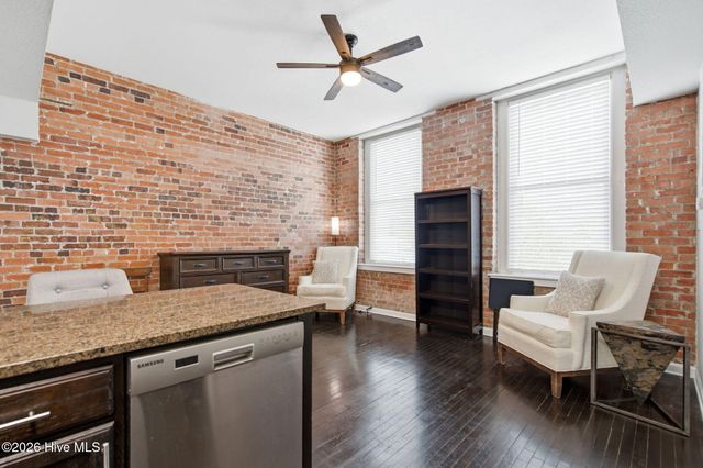 304 N Front Street Unit B, Wilmington, NC 28401