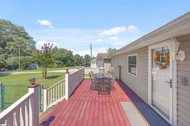 566 Joe Black Road, Pelzer, SC 29669