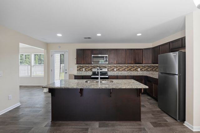 442 Thoroughbred Drive, Moncks Corner, SC 29461