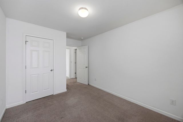 442 Thoroughbred Drive, Moncks Corner, SC 29461