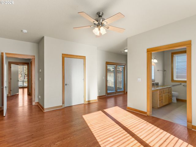 407 Nw 114TH St, Vancouver, WA 98685