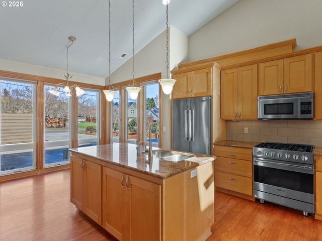 407 Nw 114TH St, Vancouver, WA 98685