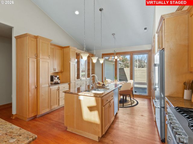 407 Nw 114TH St, Vancouver, WA 98685