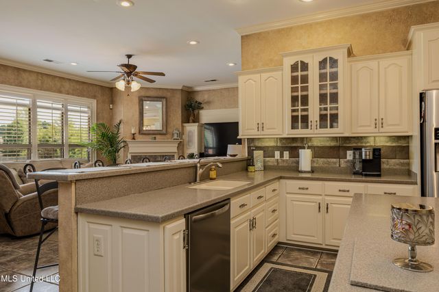 3568 Roman Forest Drive, Southaven, MS 38672