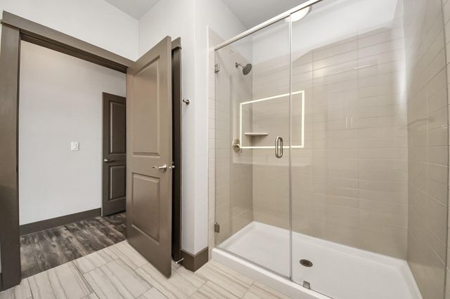 5454 Washington St Avenue 3311, Houston, TX 77007