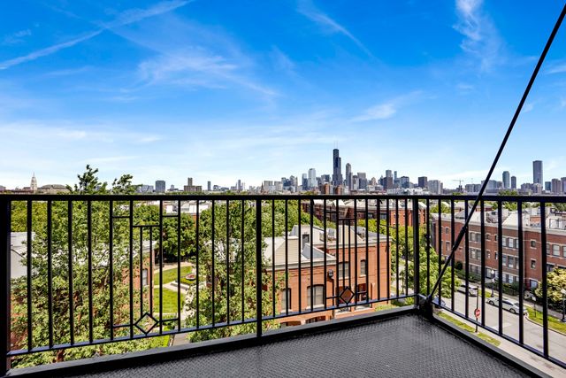 1525 S Sangamon Street 504, Chicago, IL 60608
