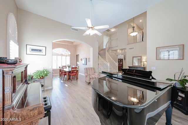 4315 E MOSSMAN Road, Phoenix, AZ 85050