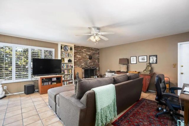 10071 Resmar Pl, La Mesa, CA 91941