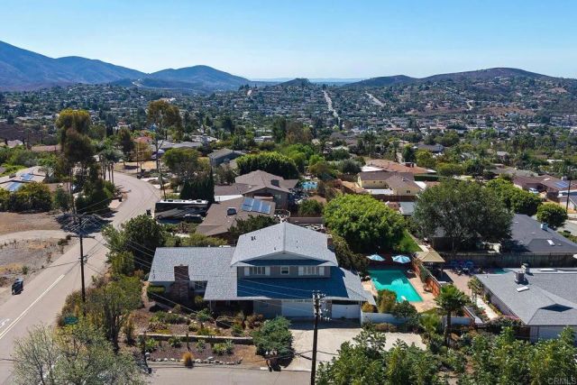 10071 Resmar Pl, La Mesa, CA 91941