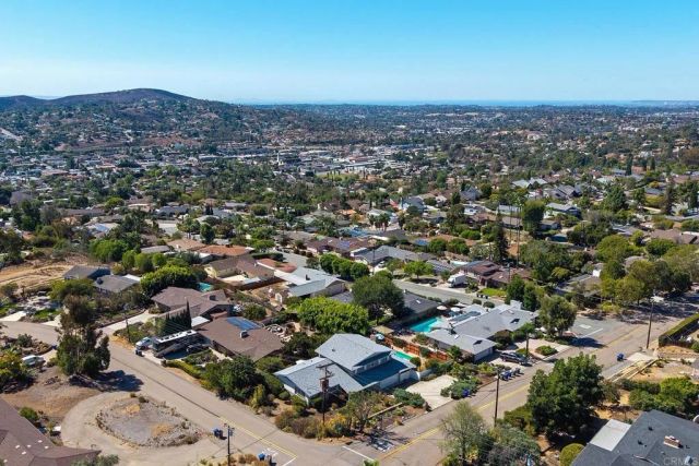 10071 Resmar Pl, La Mesa, CA 91941