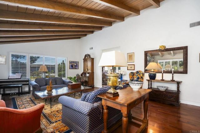 10071 Resmar Pl, La Mesa, CA 91941