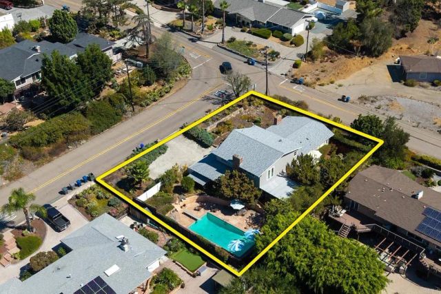 10071 Resmar Pl, La Mesa, CA 91941