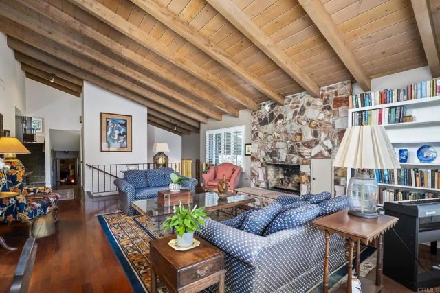 10071 Resmar Pl, La Mesa, CA 91941