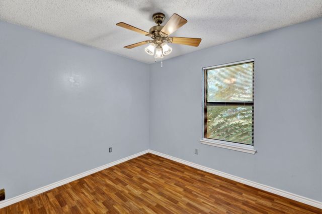 501 Post Oak Lane, Burleson, TX 76028