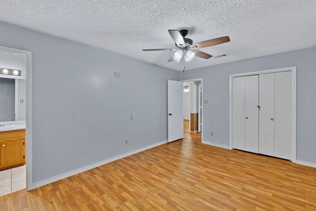 501 Post Oak Lane, Burleson, TX 76028