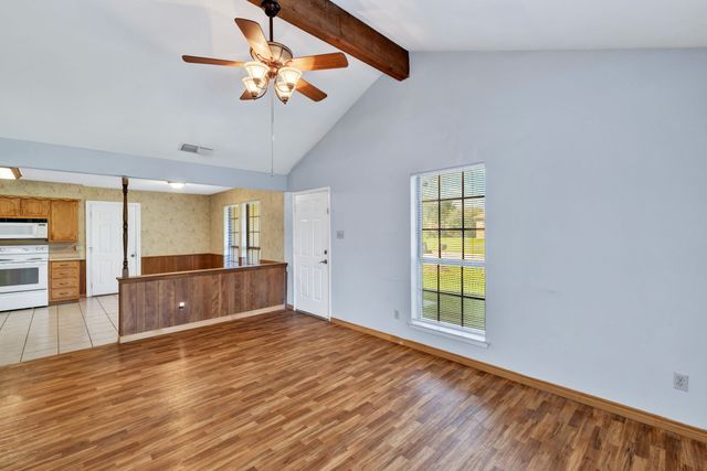 501 Post Oak Lane, Burleson, TX 76028