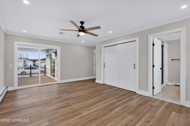 199 Canterbury Lane, Toms River, NJ 08757