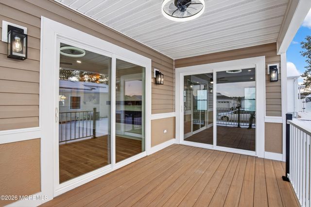 199 Canterbury Lane, Toms River, NJ 08757