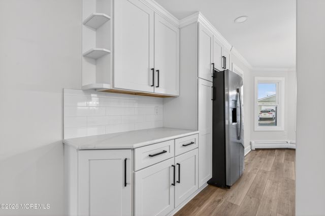199 Canterbury Lane, Toms River, NJ 08757