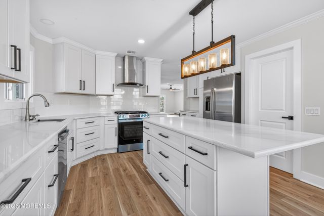 199 Canterbury Lane, Toms River, NJ 08757