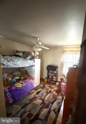 1836 W TRINDLE RD, Carlisle, PA 17013