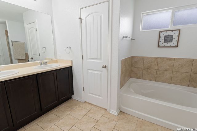 8855 Belgian Falls, San Antonio, TX 78254