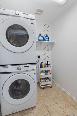 8855 Belgian Falls, San Antonio, TX 78254