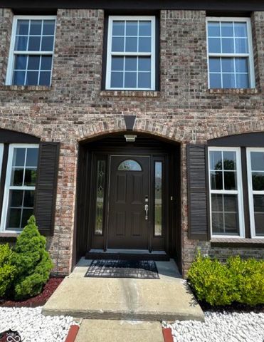 585 Fireside Drive, Greenwood, IN 46143