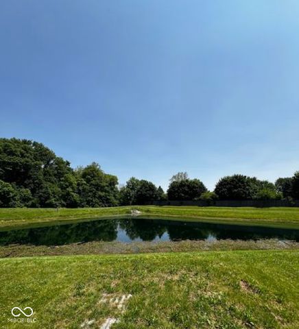 585 Fireside Drive, Greenwood, IN 46143