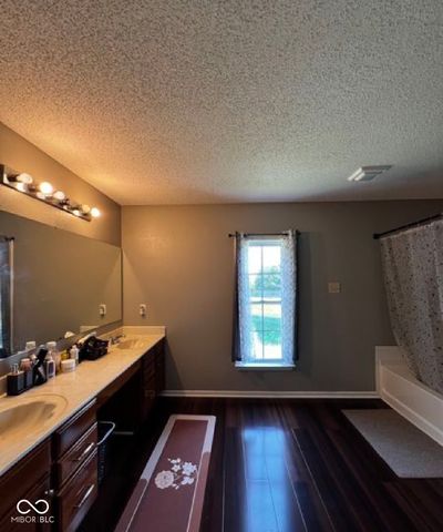 585 Fireside Drive, Greenwood, IN 46143