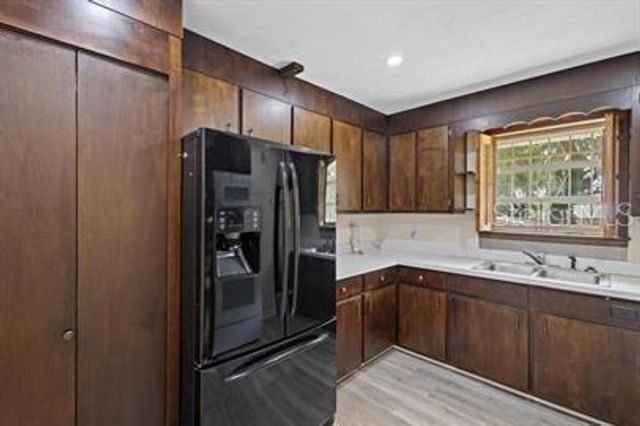 420 N FAIRVIEW AVENUE, Deland, FL 32724