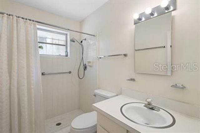 420 N FAIRVIEW AVENUE, Deland, FL 32724