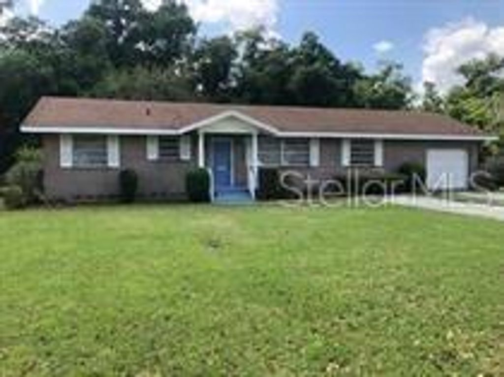 420 N FAIRVIEW AVENUE, Deland, FL 32724