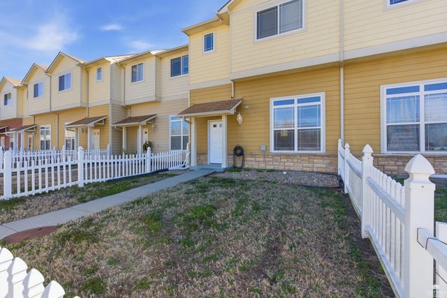 55 Fuller Circle, Junction City, KS 66441