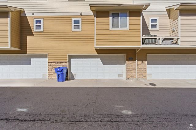 55 Fuller Circle, Junction City, KS 66441