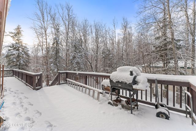 22618 Ursa Major Circle, Chugiak, AK 99567