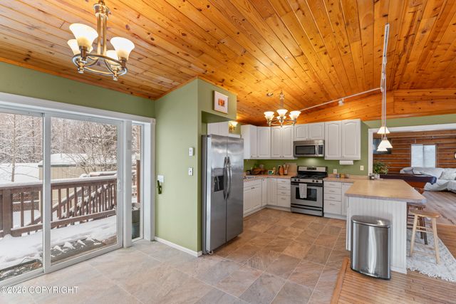 22618 Ursa Major Circle, Chugiak, AK 99567