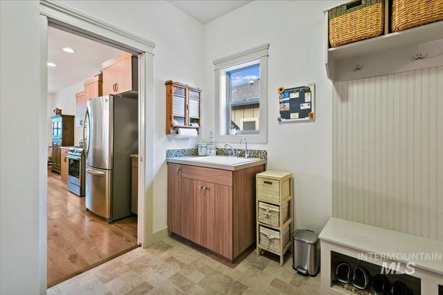 6789 Red Shine Way, Boise, ID 83709