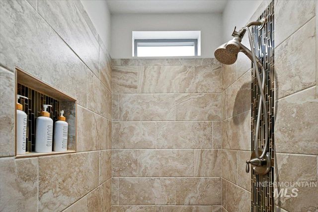 6789 Red Shine Way, Boise, ID 83709