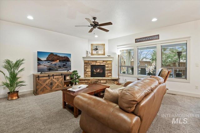 6789 Red Shine Way, Boise, ID 83709