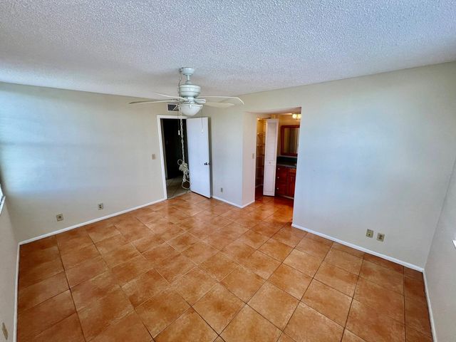 9450 Poinciana Place 416, Davie, FL 33324