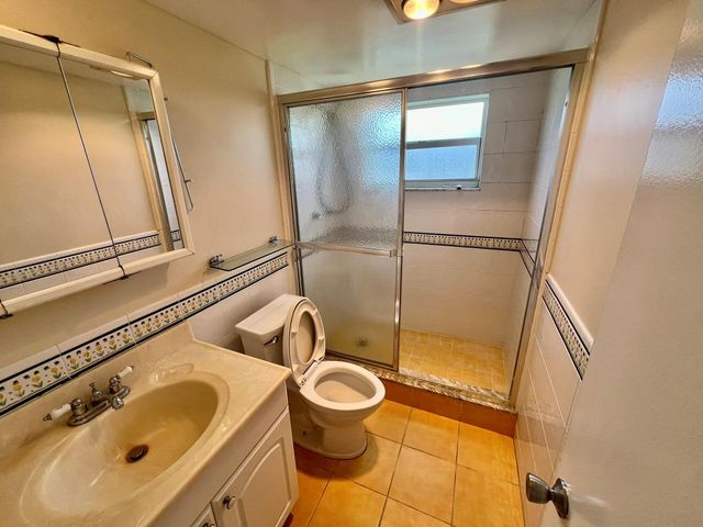 9450 Poinciana Place 416, Davie, FL 33324