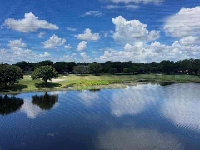 9450 Poinciana Place 416, Davie, FL 33324