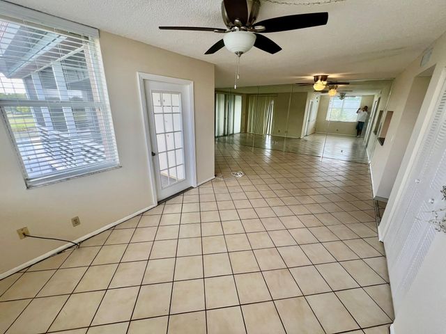 9450 Poinciana Place 416, Davie, FL 33324