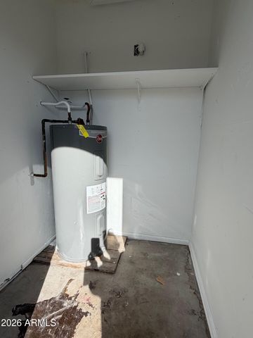 5960 W OREGON Avenue 126, Glendale, AZ 85301