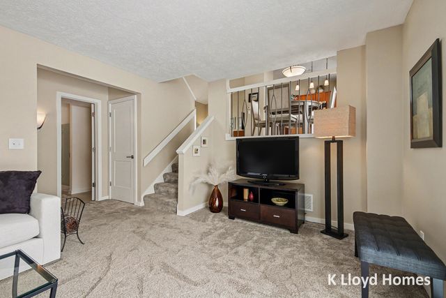 3345 Brook Trail Se, City Of Grand Rapids, MI 49508