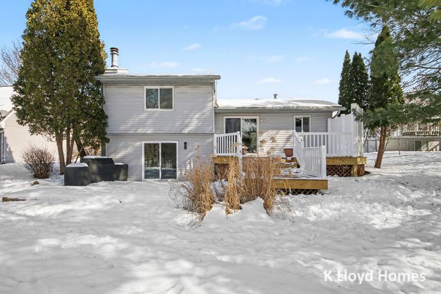 3345 Brook Trail Se, City Of Grand Rapids, MI 49508