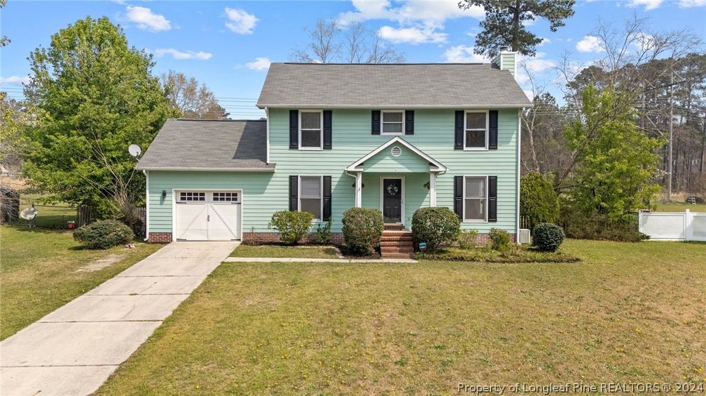 6165 Lakeway Drive, Fayetteville, NC 28306 — exterior