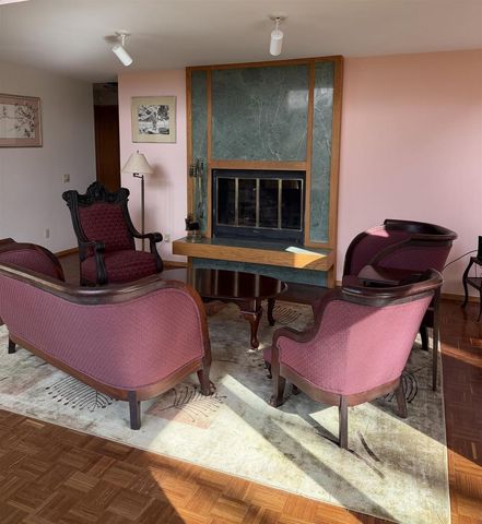 7842 Big Timber Trail, Middleton, WI 53562