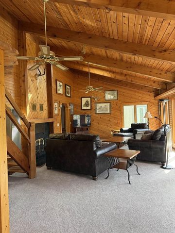 7842 Big Timber Trail, Middleton, WI 53562